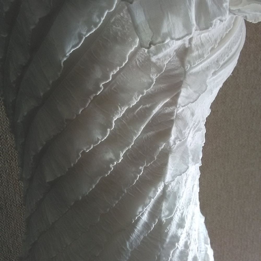 Beautiful LAVISH Ruffle Tee - Picture 10 of 11